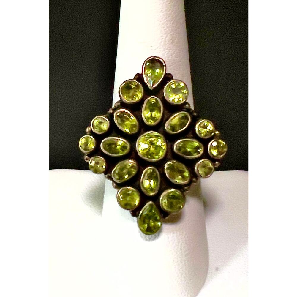 Vintage Artisan Large Natural Peridot Shield Sterling Silver Ring - Picture 12 of 14